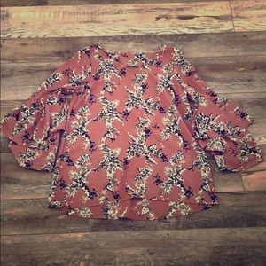 SWAGGER Boutique Boho Blouse Ruffled Sleeves Sz S